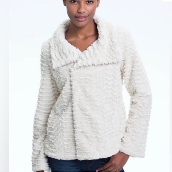 Patagonia Cream fleece Teddy Jacket XS zips abs snaps slight Belle sleeve